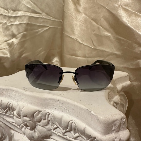 Chanel 4117 Rimless Crystal Rhinestone CC Y2K Sunglasses Black Silver Hue - Picture 4 of 16